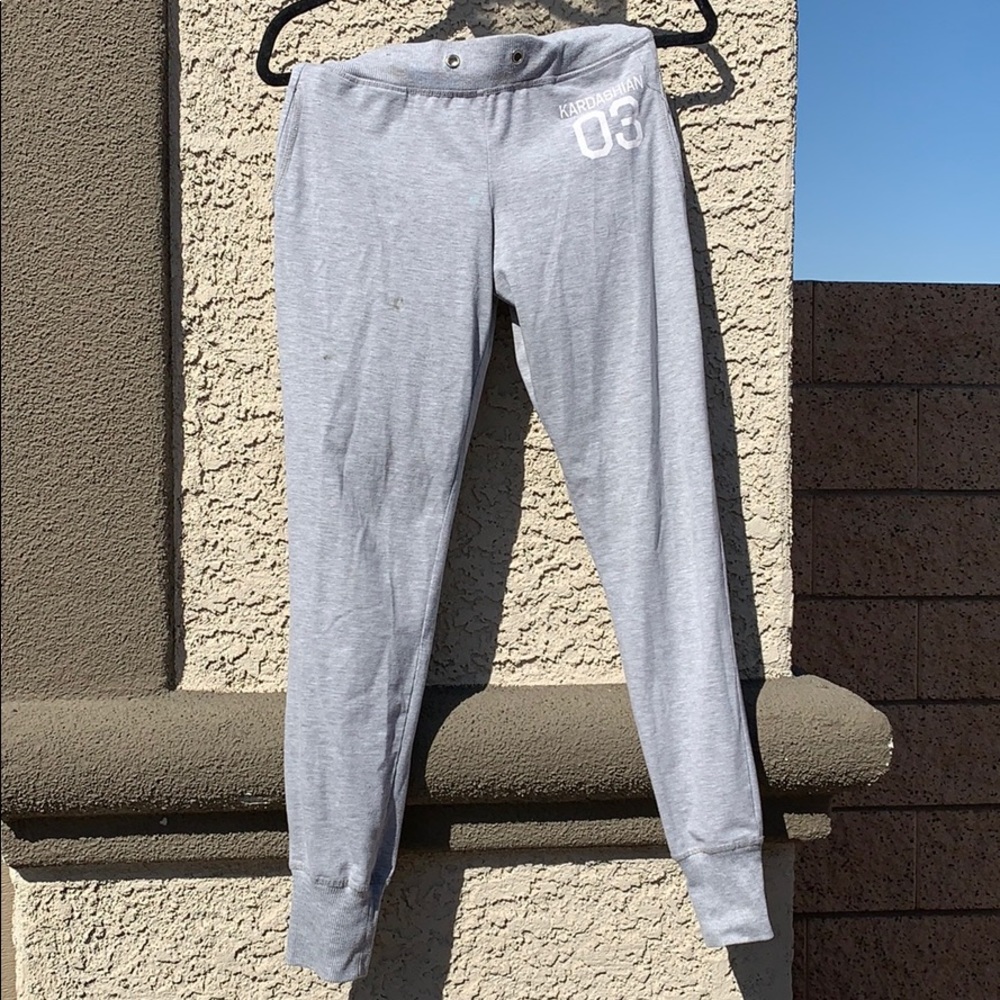 KARDASHIAN 03 SWEATPANTS ( WOMENS SMALL )